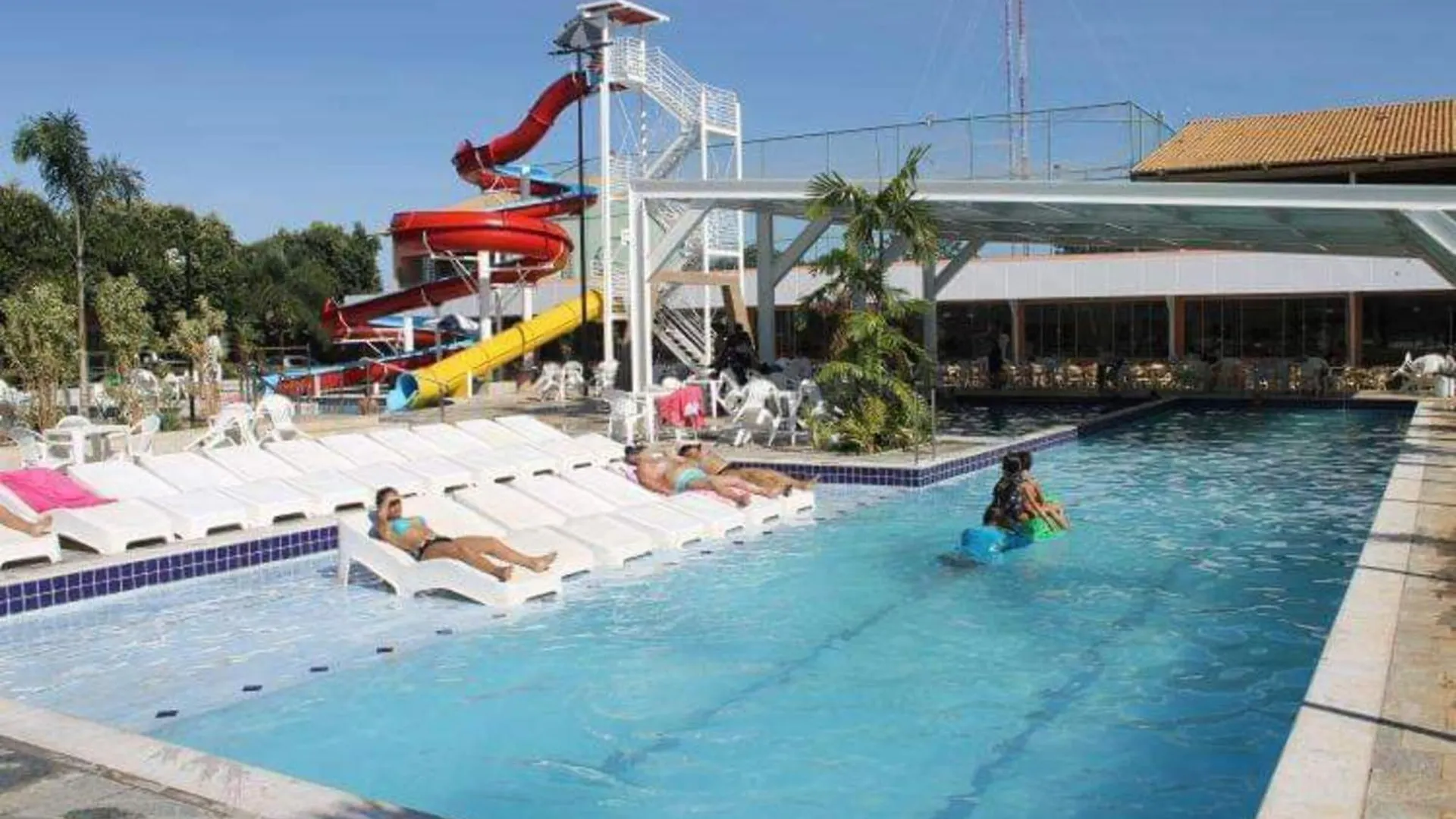 Apto 1 Suite Top - Pq Aquatico 24Hs Diroma Fiori Caldas Novas